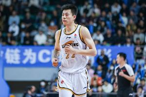 Xingkong sports-张镇麟8投3中&amp;三分6中2得到9分4板2助 加时赛最后时刻3分杀死比赛